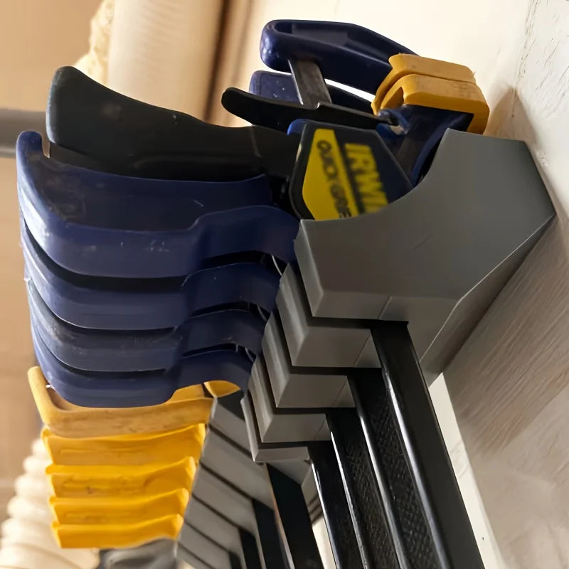 organisateur mural outils pinces linge gris rouge jaune bleu fixations 3D texturé utilitaire industriel