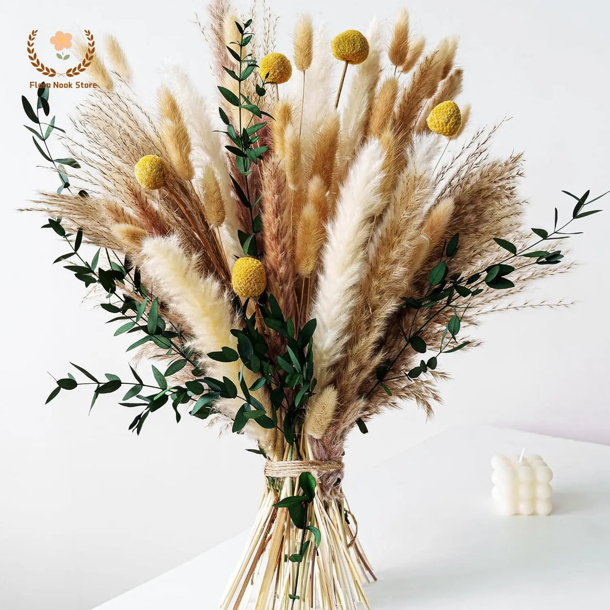 bouquet fleurs séchées pampas eucalyptus naturel rustique intérieur décoration maison beige vert anniversaire mariage