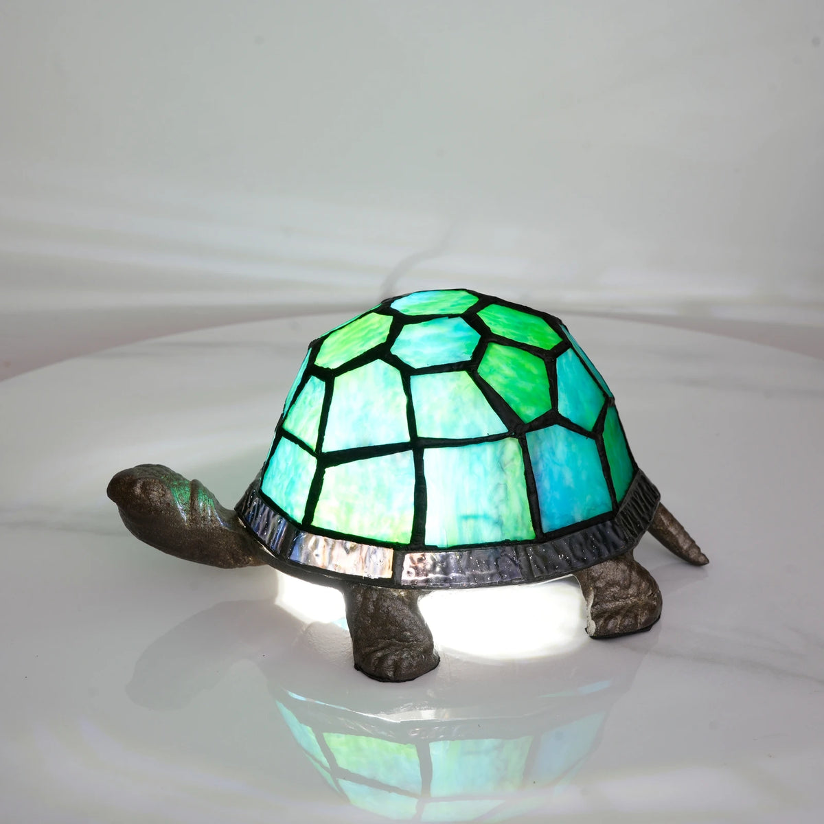 lampe poser tortue verre vert bleu noir carreaux translucide art deco tiffany interrupteur cable