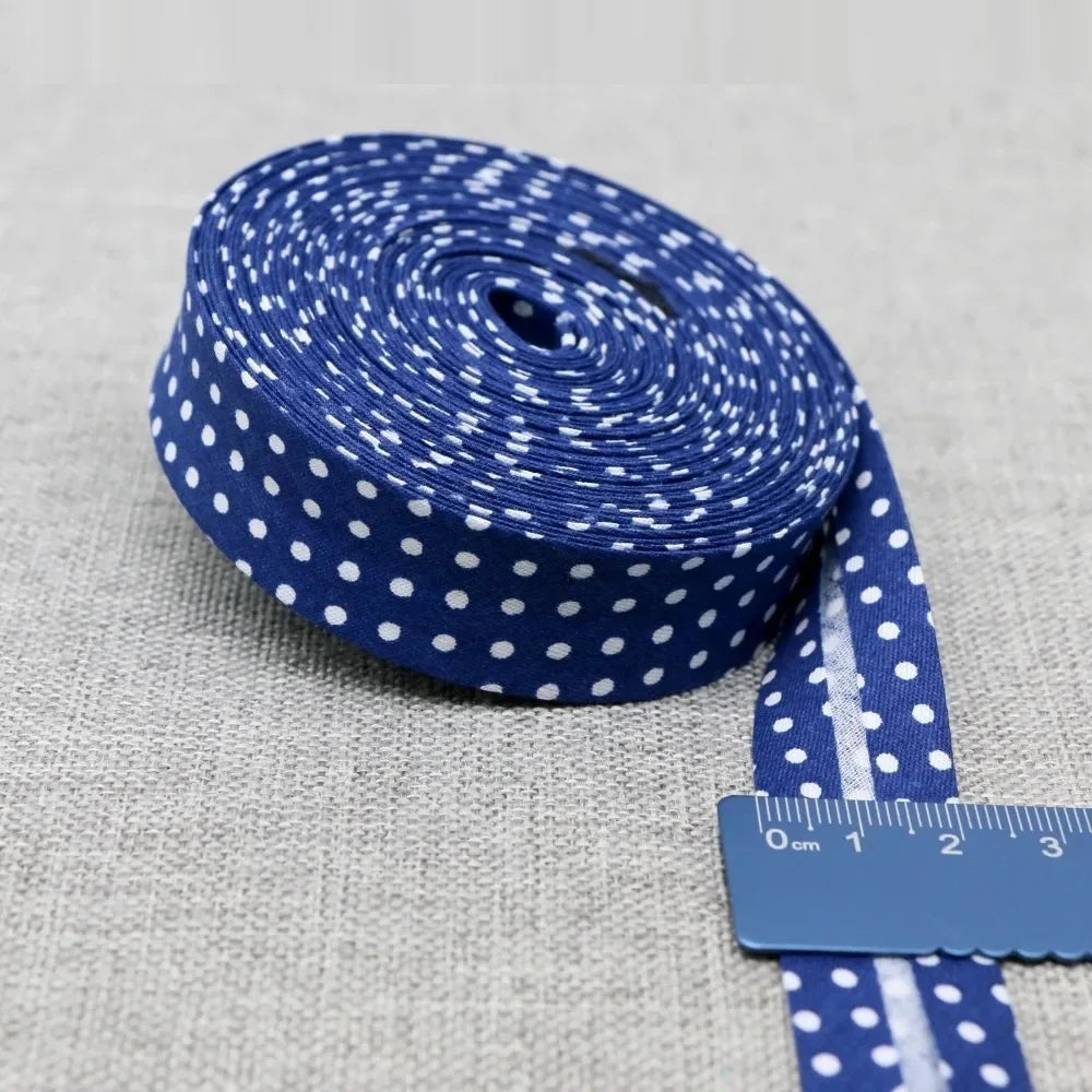 ruban coton motif floral rouge vert bleu blanc couture artisanale décoration textile