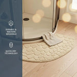 tapis bain moderne antidérapant texture cailloux beige gris bleu marine absorbant salon entrée sol