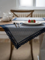 nappes table rayées dentelle rouge bleu marine blanc thème fêtes rustique traditionnel festive