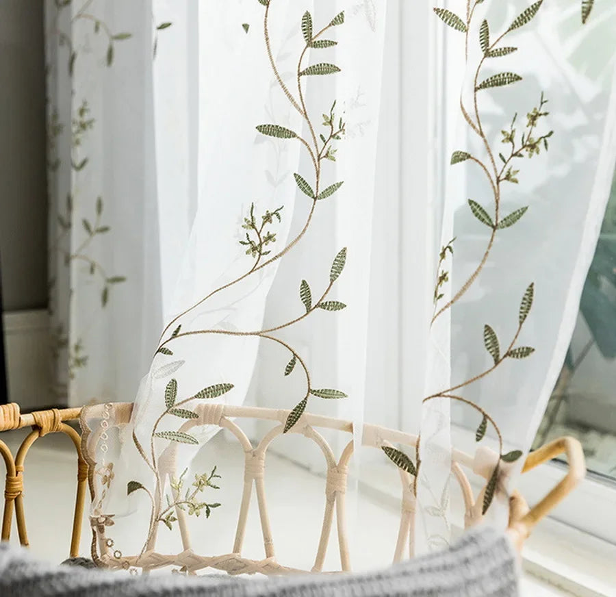 rideau feuilles vertes moderne élégant blanc transparent chambre fille hospitalière