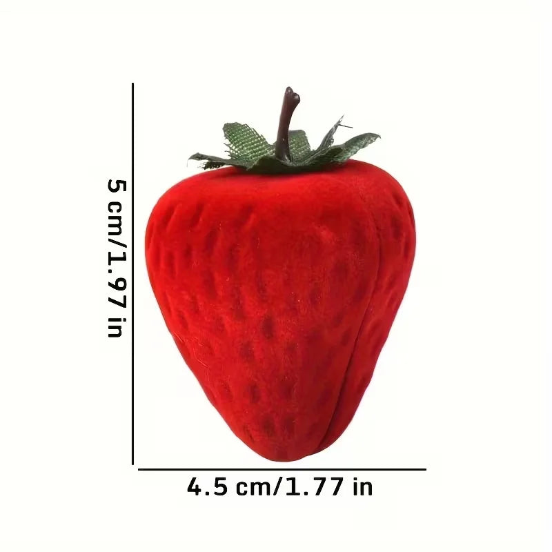boîte bijoux forme fraise velours rouge graines fraises moderne élégant cadeau mariage valentin mère