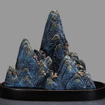 ornements résine bleu doré relief rocher artisanal moderne sculpture base noire dorée