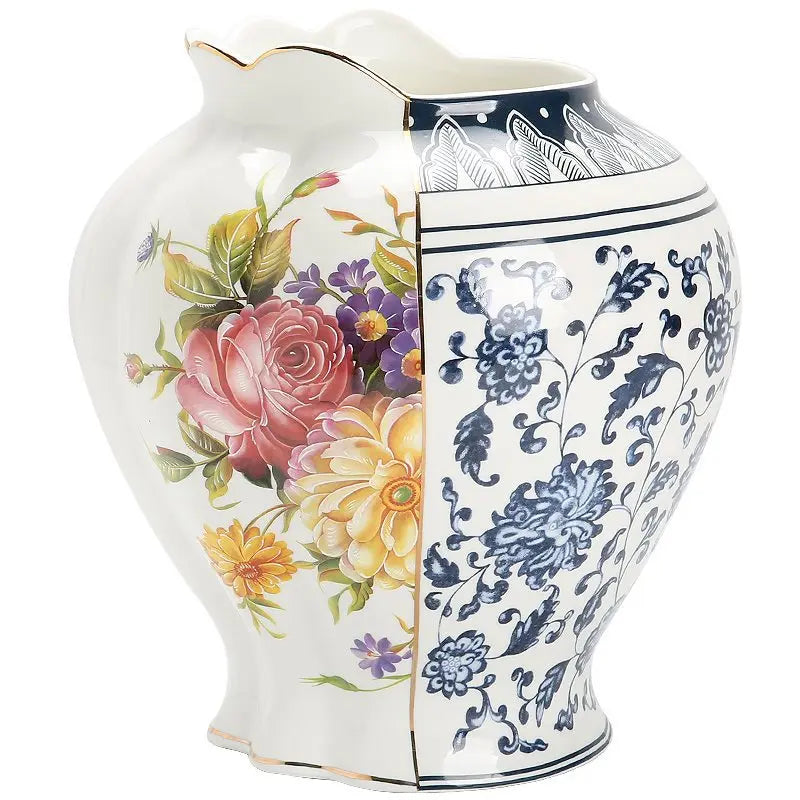vase céramique classique blanc bleu fleurs traditionnelles décoration intérieure salon