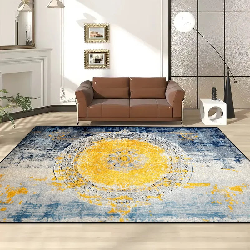 Un tapis de sol décoratif avec un design géométrique de soleil jaune et de cercles bleus.