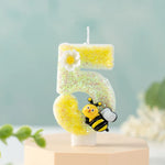 bougies forme chiffres jaune blanc noir fleurs abeilles décoratives enfants sucrerie couteau sucre boîte