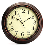 horloge murale classique vintage marron foncé cadran beige aiguilles chiffres romains quartz