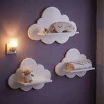 étagères murales nuage blanches minimalistes modernes chambre enfant fixations murales objets décoratifs