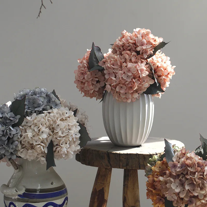 Décoration intérieure bouquet hortensia artificiels soie rose blanc vert classique mariage anniversaire chambre