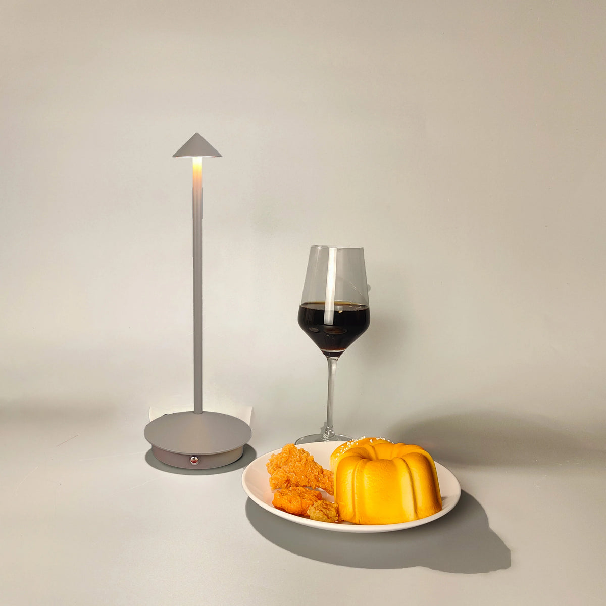 lampe table or blanc noir interrupteur tactile charge type base antidérapante moderne