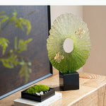 sculpture décorative moderne papillon vert doré motifs floraux contemporaine élégante base noire