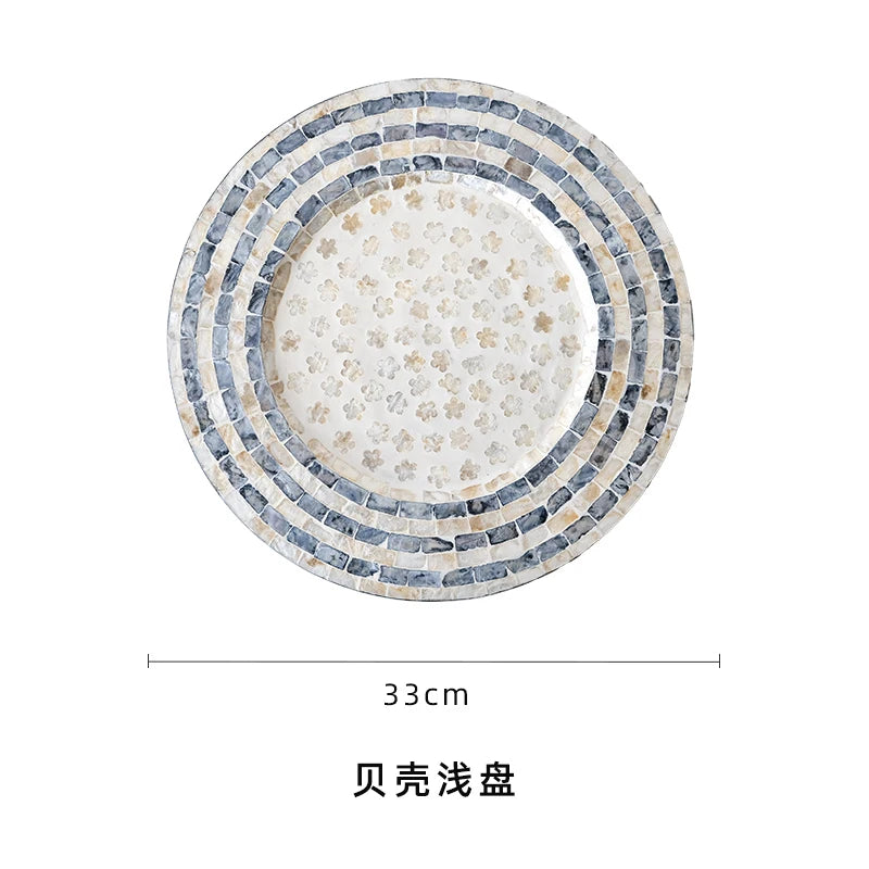 assiettes mosaïque coquillages noir blanc gris moderne artisanal exposant décoration maison