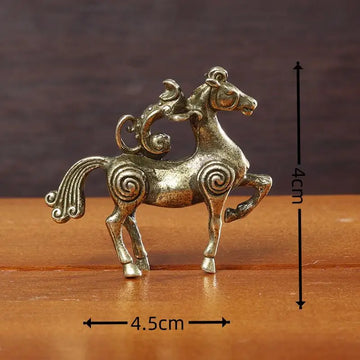 statuette équestre métal doré bronze motifs gravés antique décoratif miniature