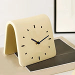 horloge moderne minimaliste acrylique arborée batteries AA points noirs crème noir