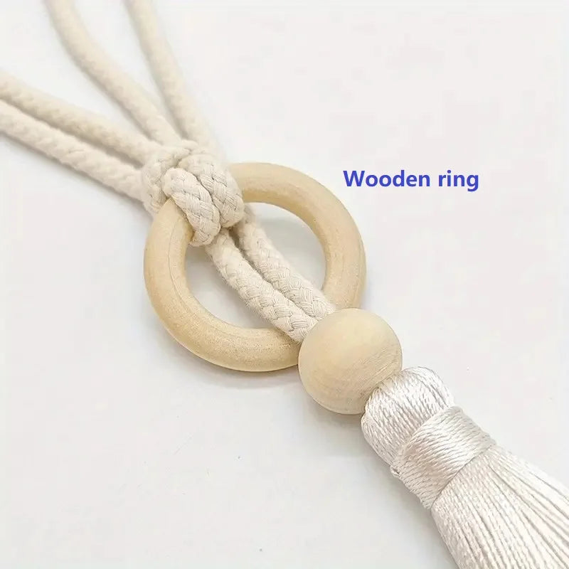anneaux rideau moderne bohème bois pompons coton beige clair franges tissu uni