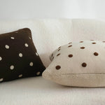 taies d'oreiller modernes beige brodées points blancs coton polyester 45x45cm