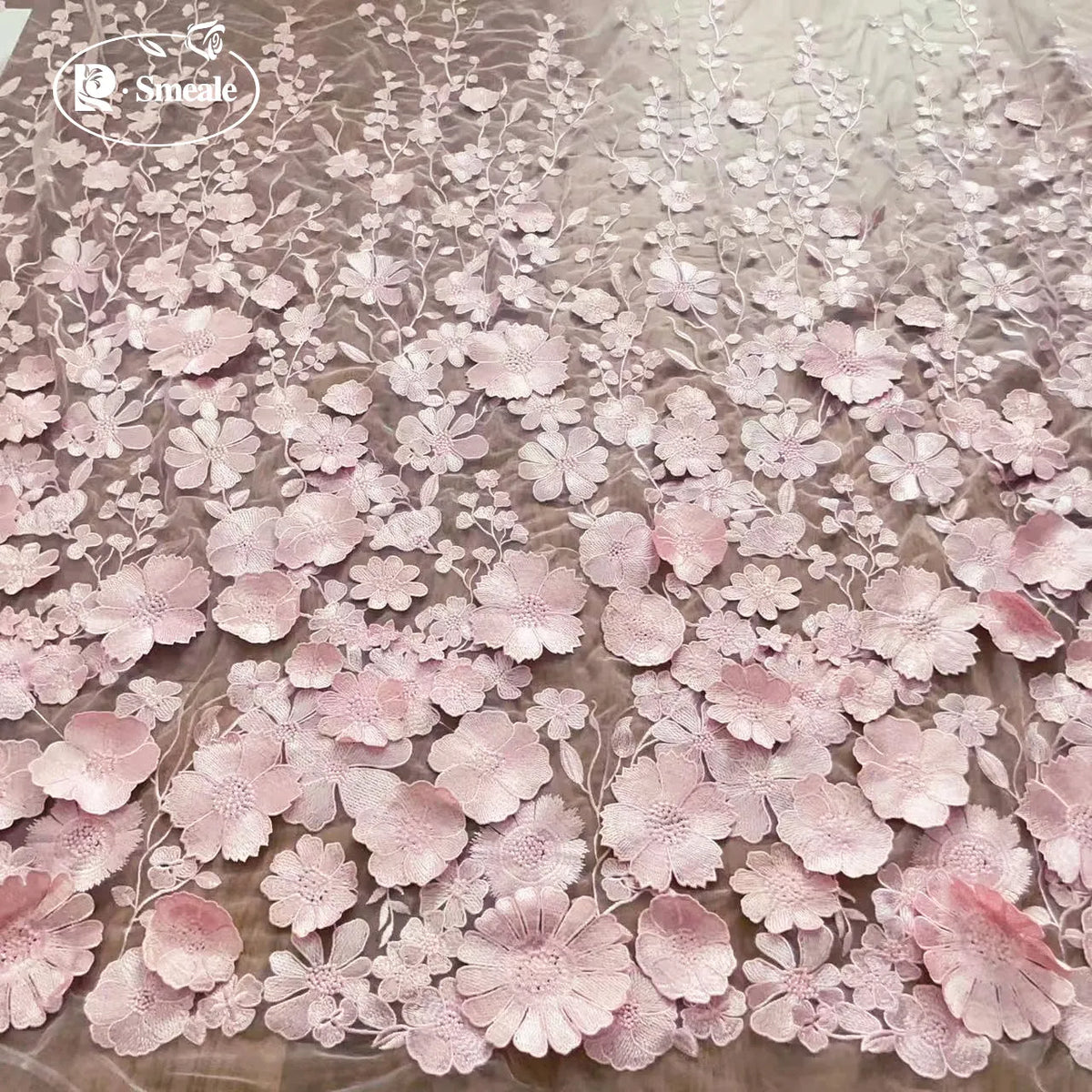 tissu polyester dentelle fleurs reliefs rose broderie opaque couture diy yard enfants mariage