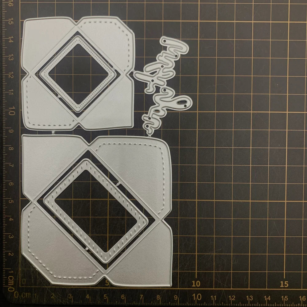 étiquettes scrapbooking blancs motifs floraux rectangles dentelées diy papier cartonné