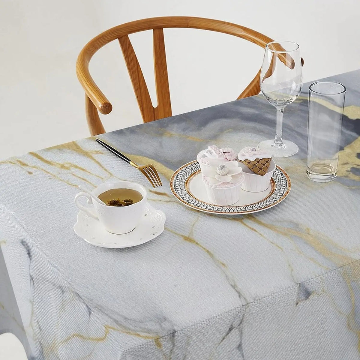 nappe marbre grise blanche dorée moderne imperméable polyester coton table mariage fêteextérieurhôtel