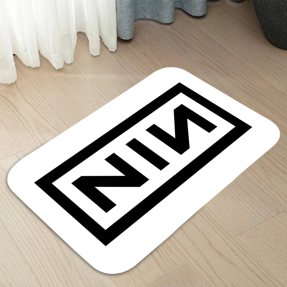 tapis moderne noir blanc logo nin floral antidérapant polyestère salon