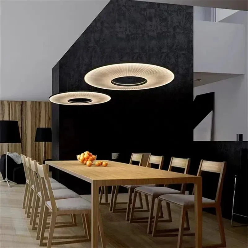 lampes suspendues modernes blanc crème rayures verticales salon chambre hall