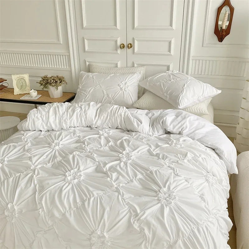 Détail des plis tridimensionnels de la housse de couette