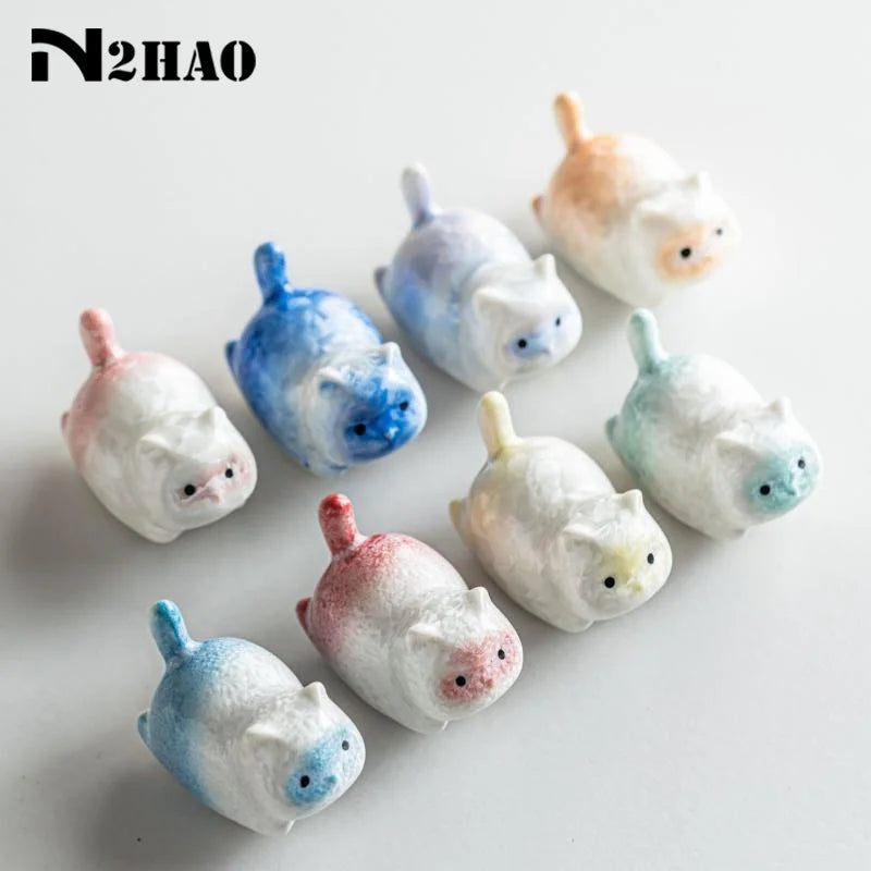 figurine chat résine blanc bleu rose vert artisanale moderne décoration maison collection cadeau