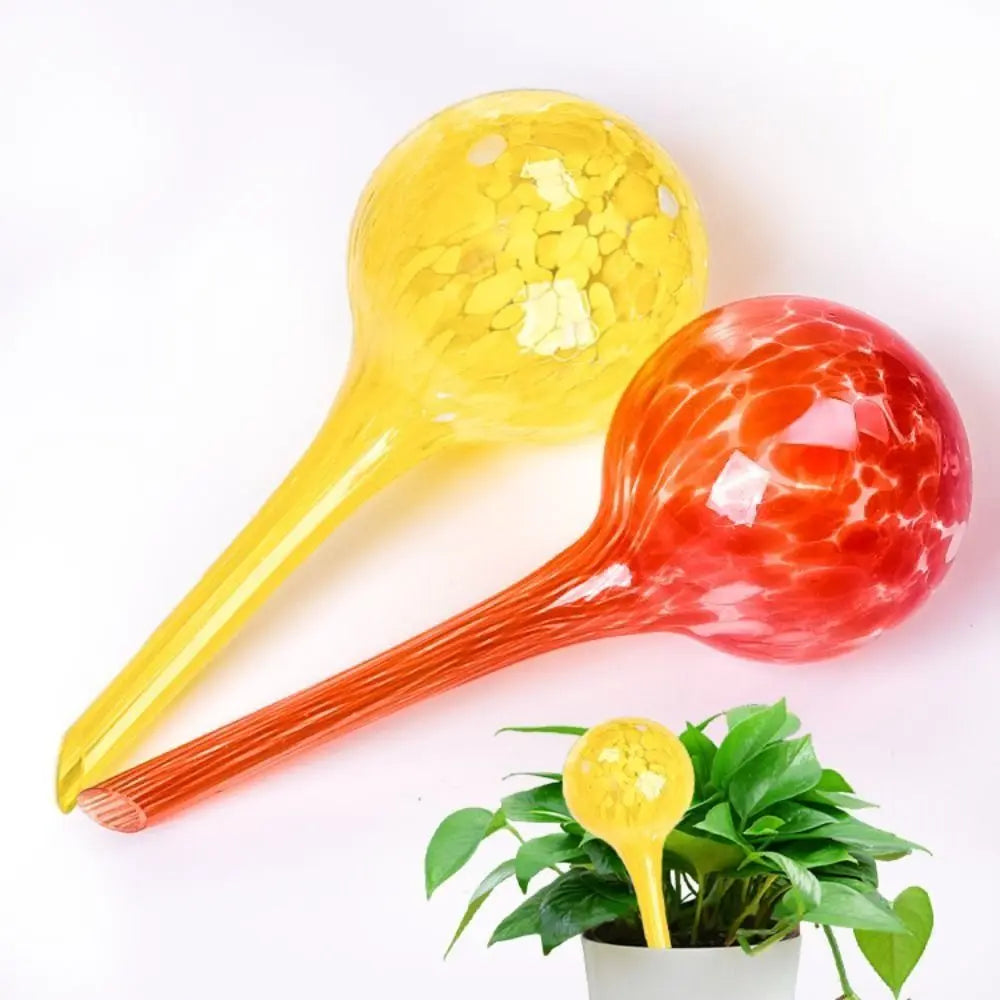gobelet eau plantes moderne multicolore vert bleu rouge jaune fixations œilletsextérieur arrosage automatisé