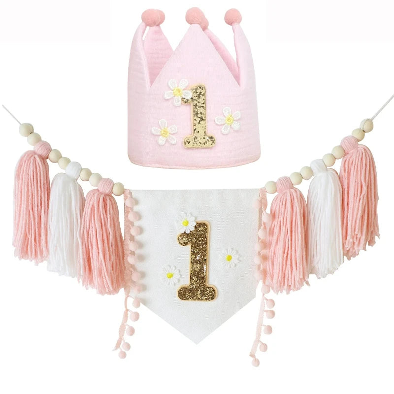 décorations anniversaire 1er anniversaire fille couronne guirlande rose fleurs numéro pompons chambre enfant