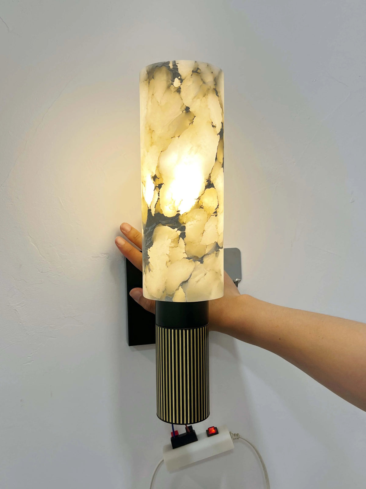 lampe murale moderne led marbre cuivre blanc gris noir clips