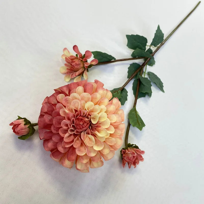 bouquet fleurs artificielles dahlias orange rouge violet intérieur décoration moderne minimaliste