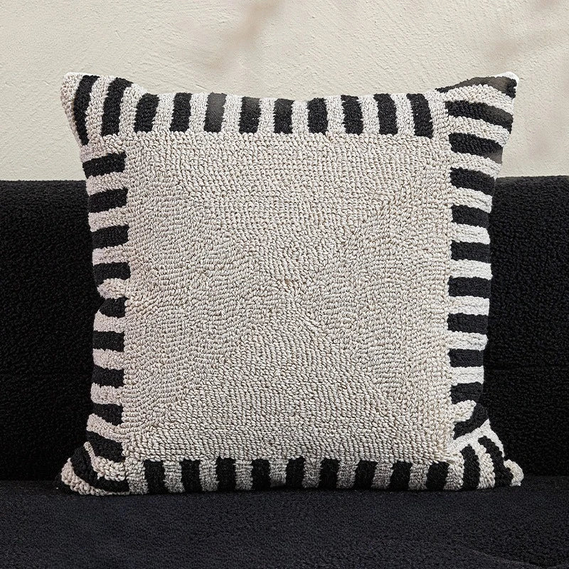 coussin brodé géométrique moderne beige noir amovible lavable