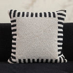 coussin brodé géométrique moderne beige noir amovible lavable