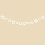guirlande fleurs anniversaire mariage blanc jaune simple décoration minimaliste océillets inclusion ruban protection