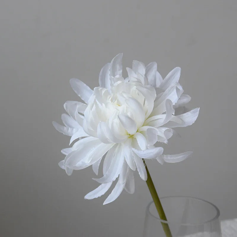fleurs artificielles chrysanthèmes soie rouge rose bleu blanc jaune décoration intérieure mariage anniversaire minimaliste