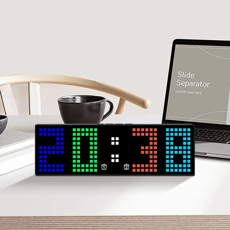 horloge numérique pixelisée couleur changeante moderne minimaliste multifonctionnelle réveil vocal dynamique multifacette