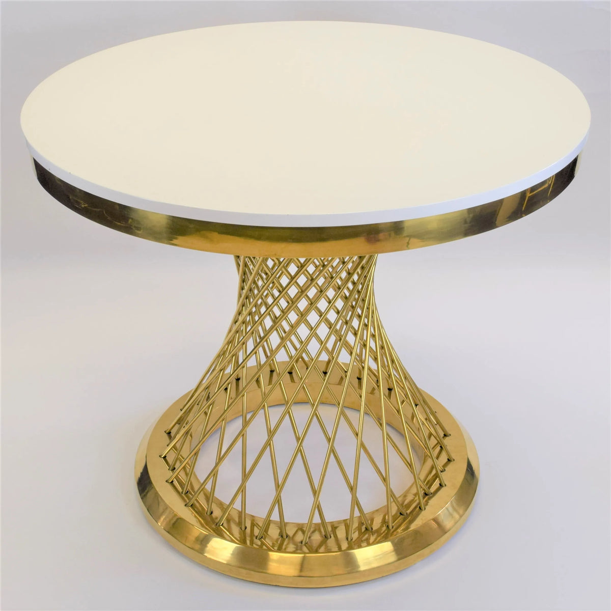 table moderne élégante or blanc verre transparent structure métal doré geometrique haute qualité durable