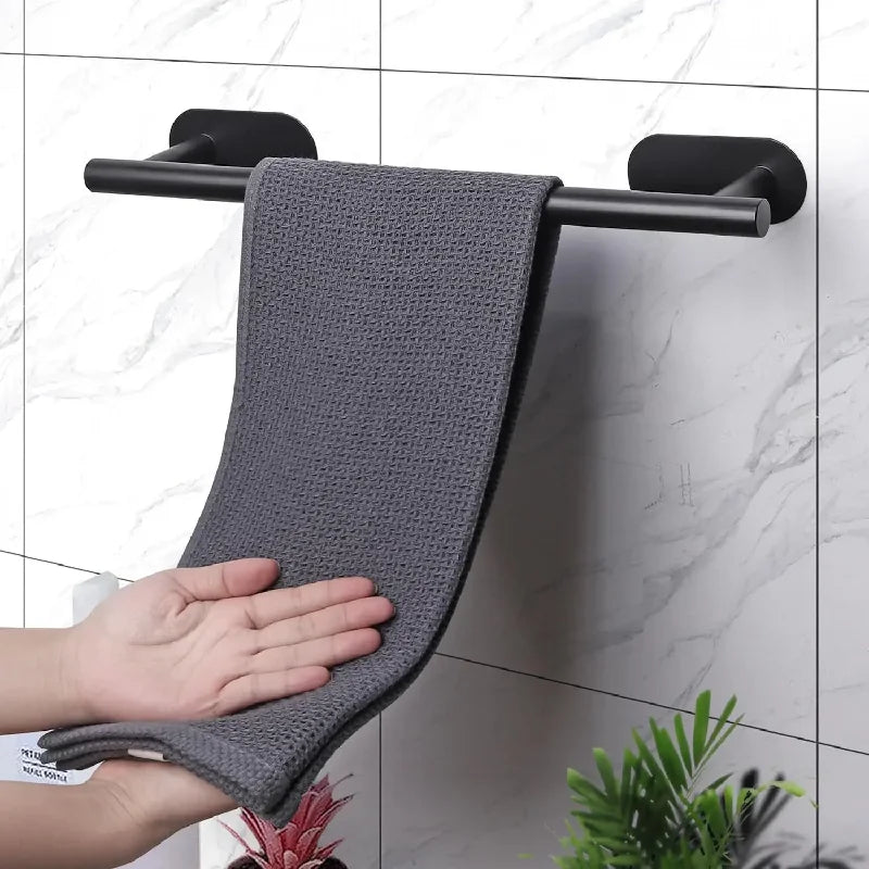 accessoires salle bain argenté noir porte serviettes moderne minimaliste adhésif ensemble quincaillerie