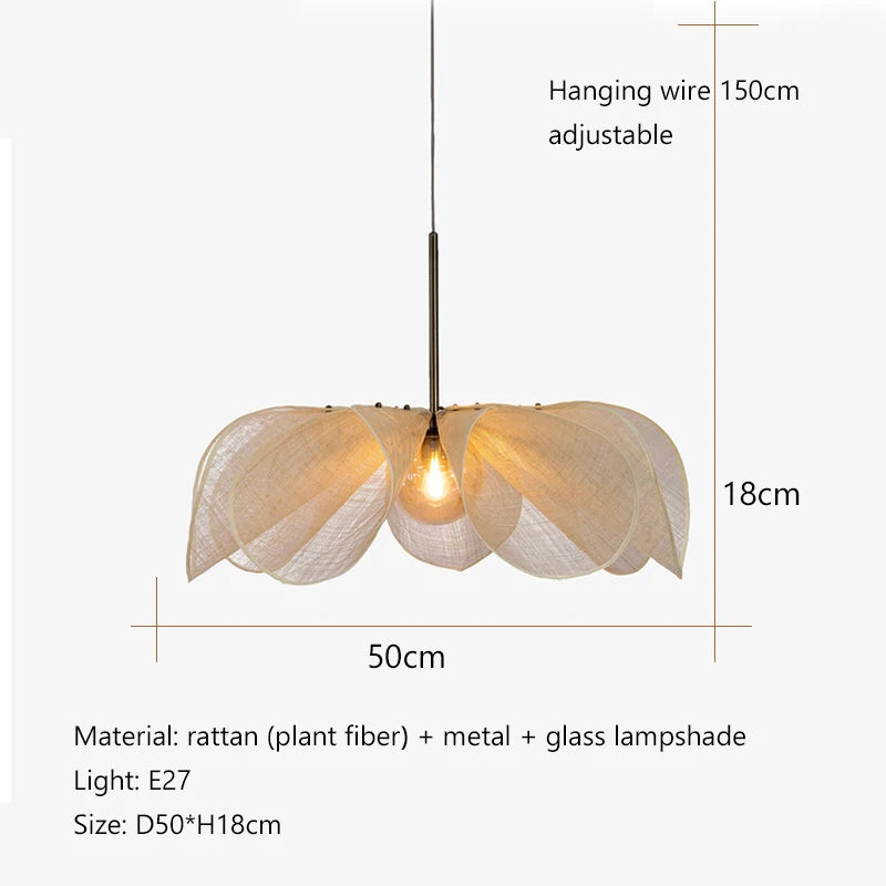 suspension lumineuse moderne blanc feuilles ouvertes texture rugueuse translucent chaîne métallique lumière chaude lumière