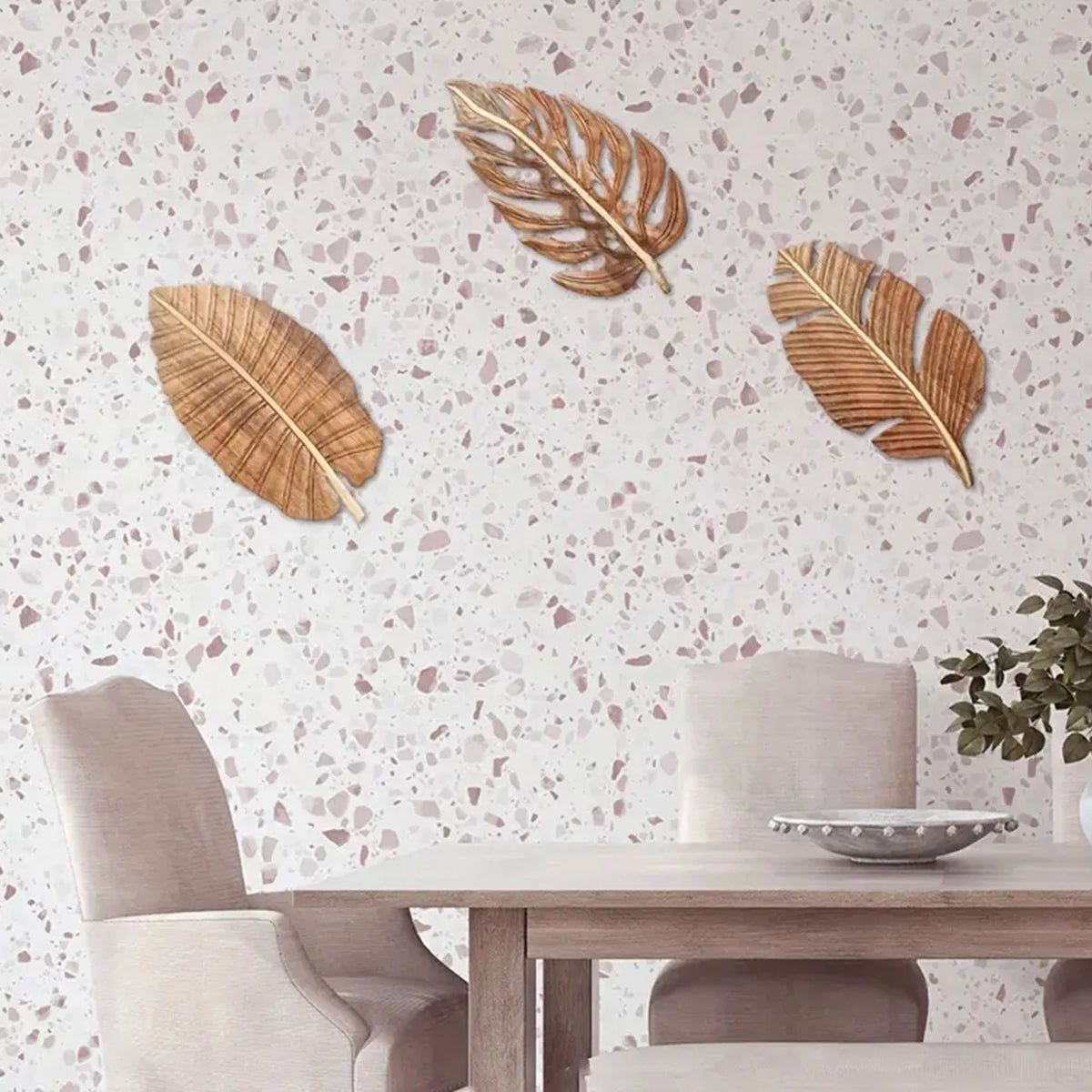 décoration murale feuilles bois naturel rustique moderne suspension intérieur marron clair beige lignes verticales