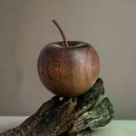 diffuseur aromatique forme pomme bois marron rouge rustique minimaliste ornement décoration maison huiles essentielles