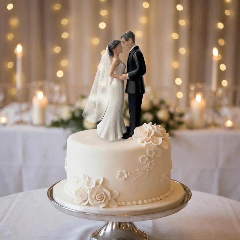 figurines mariés gâteau mariage voile fleurs classique romantique saint valentin anniversaire blanc noir