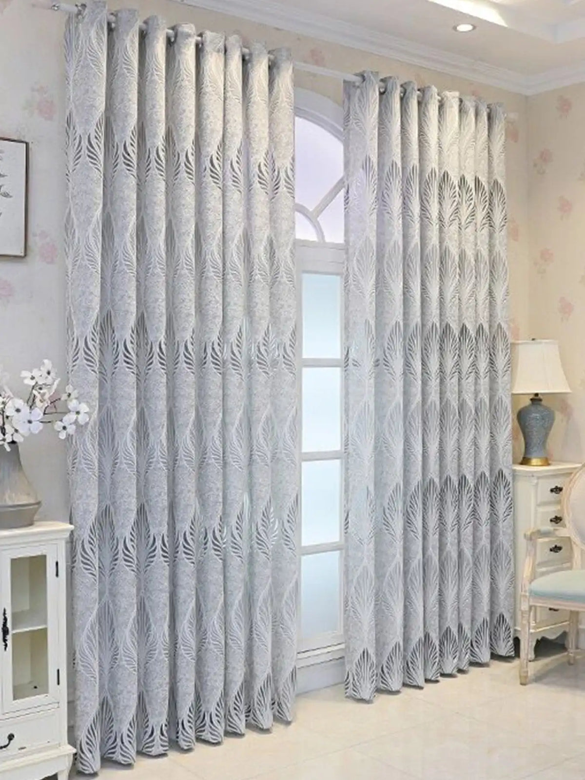 rideau moderne élégant polyester feuilles stylisées blanc gris translucide légèrement opaque 100x250cm