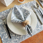 serviettes table imprimées coton bleu rose vert motifs floraux 45x45cm classiques rustiques