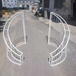 structures decoratives metalliques blanc noir modernes hauteur 130cm largeur 150cm assemblees deux parties