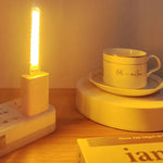 lampe led veilleuse usb alimentée 5v blanc rouge vert bleu violet moderne minimaliste adhésif