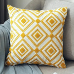 coussins carrés brodés géométriques couleur gris jaune moderne décoration intérieure