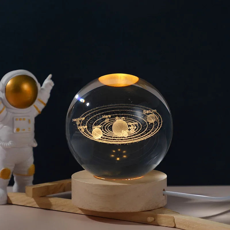veilleuse led sphère lumineuse système solaire gravé astronaute support bois moderne transparente chambre deco